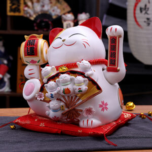 Japanese style Lucky Cat Decoration for indoor