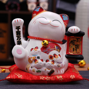 Japanese style Lucky Cat Decoration for indoor