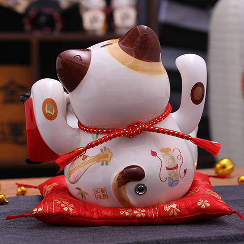 Japanese style Lucky Cat Decoration for indoor