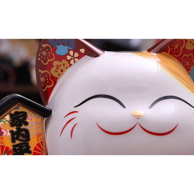 Japanese style Lucky Cat Decoration for indoor
