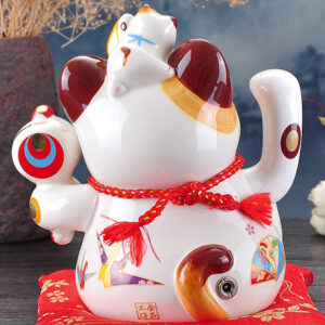 Japanese style Lucky Cat Decoration for indoor