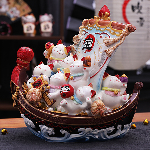 Japanese style Lucky Cat Decoration for indoor