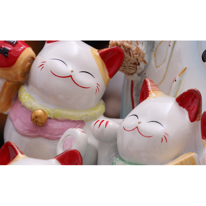 Japanese style Lucky Cat Decoration for indoor