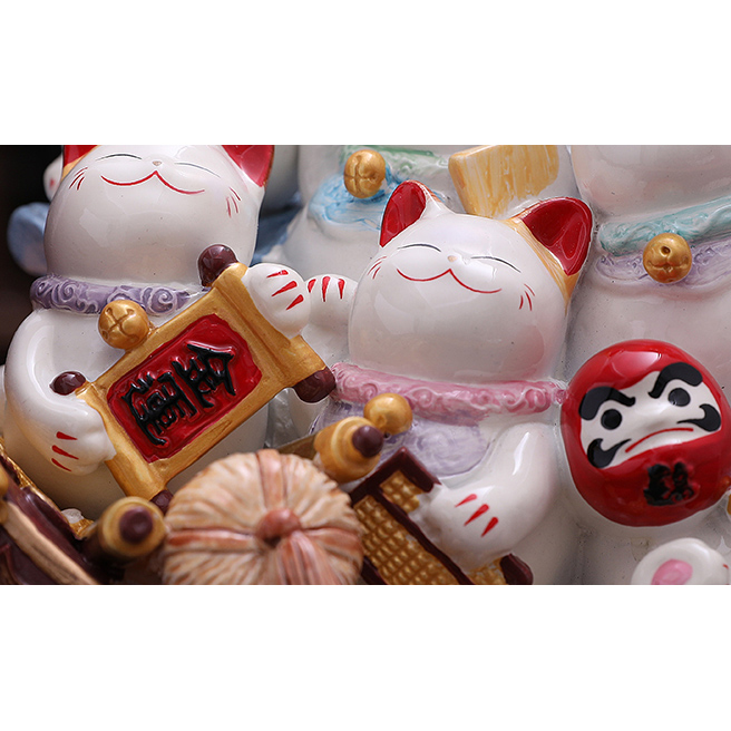 Japanese style Lucky Cat Decoration for indoor