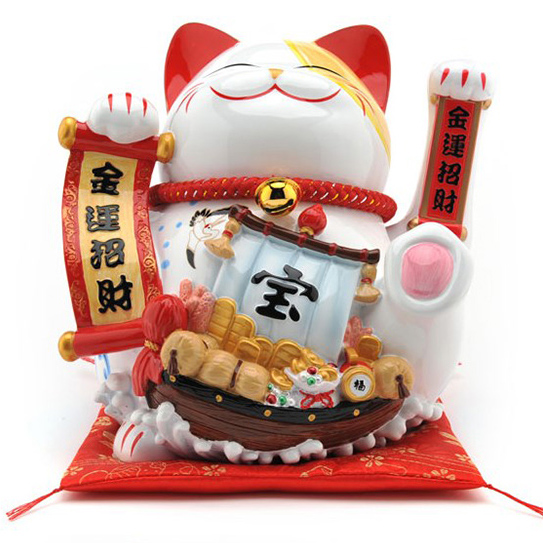 Japanese style Lucky Cat Decoration for indoor