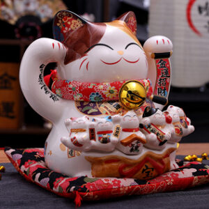 Japanese style Lucky Cat Decoration for indoor