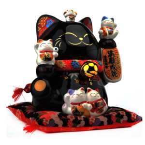 Japanese style Lucky Cat Decoration for indoor