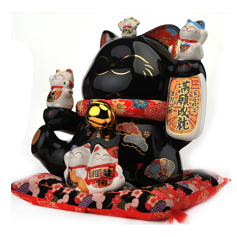 Japanese style Lucky Cat Decoration for indoor