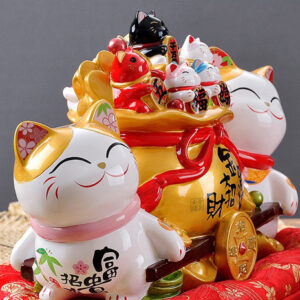 Japanese style Lucky Cat Decoration for indoor