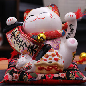 Japanese style Lucky Cat Decoration for indoor