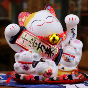Japanese style Lucky Cat Decoration for indoor
