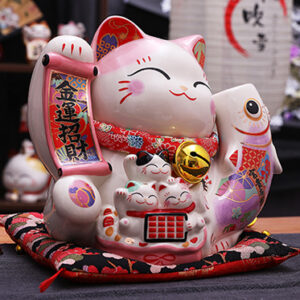 Japanese style Lucky Cat Decoration for indoor