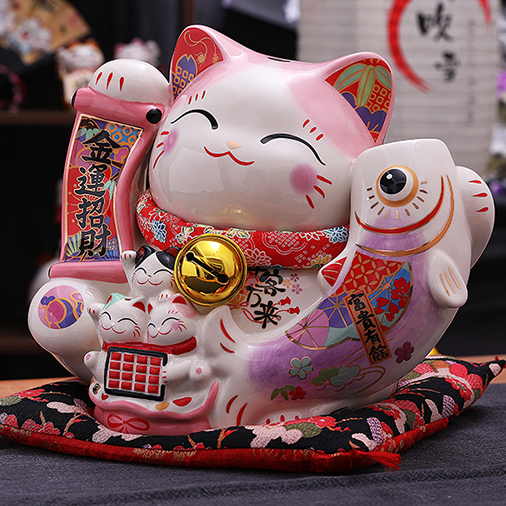 Japanese style Lucky Cat Decoration for indoor