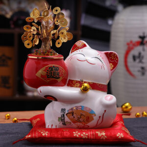 Japanese style Lucky Cat Decoration for indoor