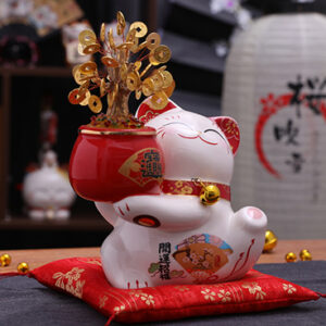 Japanese style Lucky Cat Decoration for indoor