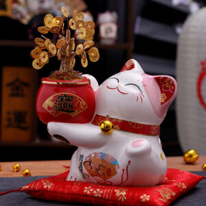 Japanese style Lucky Cat Decoration for indoor