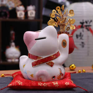 Japanese style Lucky Cat Decoration for indoor