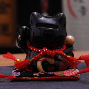 Japanese style Lucky Cat Decoration for indoor