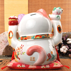 Japanese style Lucky Cat Decoration for indoor