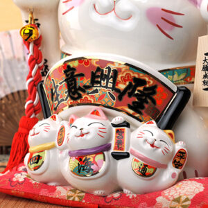 Japanese style Lucky Cat Decoration for indoor
