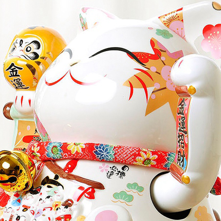 Japanese style Lucky Cat Decoration for indoor
