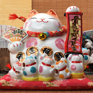 Japanese style Lucky Cat Decoration for indoor