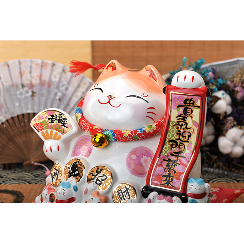 Japanese style Lucky Cat Decoration for indoor