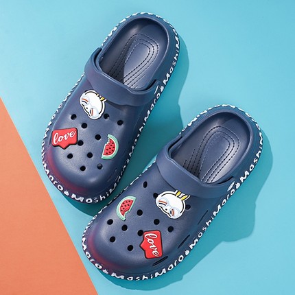 A pair of Mashi Maro blue slipper.