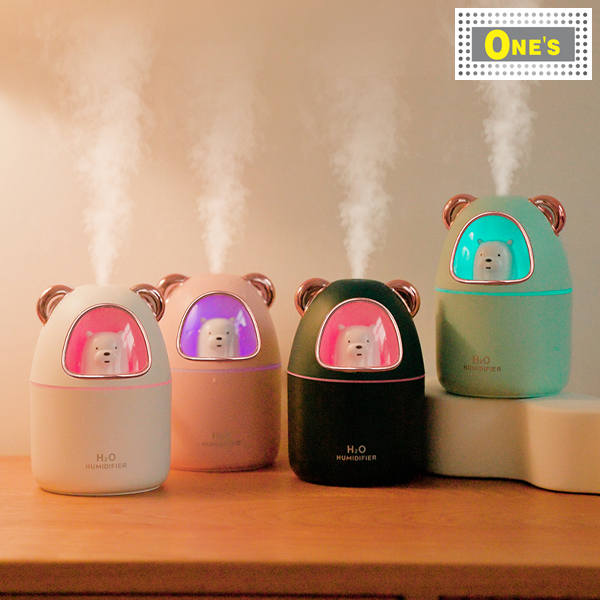 Display of 4 Desktop Cartoon Space Bear USB Portable Humidifier, it have white, pink, black and green. With colorful decorative light.