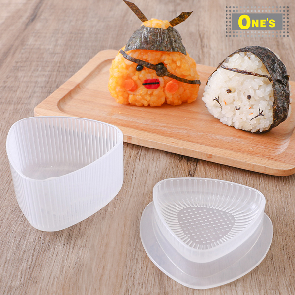 日本製三角形飯糰模具(Made in Japan DIY Rice Triangle Ball Origini Mold) 2 in a pack. One Big one small.