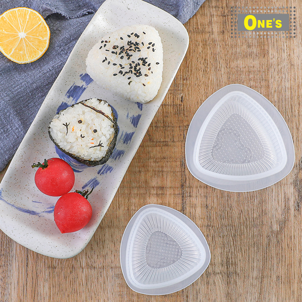 日本製三角形飯糰模具(Made in Japan DIY Rice Triangle Ball Origini Mold) 2 in a pack. One Big one small.