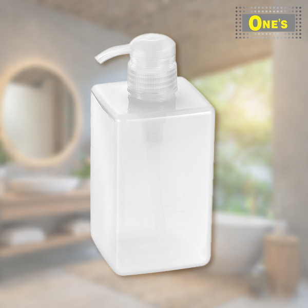 Japan Soap Bottle 日本肥皂瓶 半透明瓶身 方形設計 600 mL