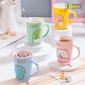 日本企業San-X角落生物Sumikko Gurashi（すみっコぐらし），又名角落小夥伴，卡通角色咖啡杯。 San-X Sumikko Gurashi, cartoon character coffee mug cup.